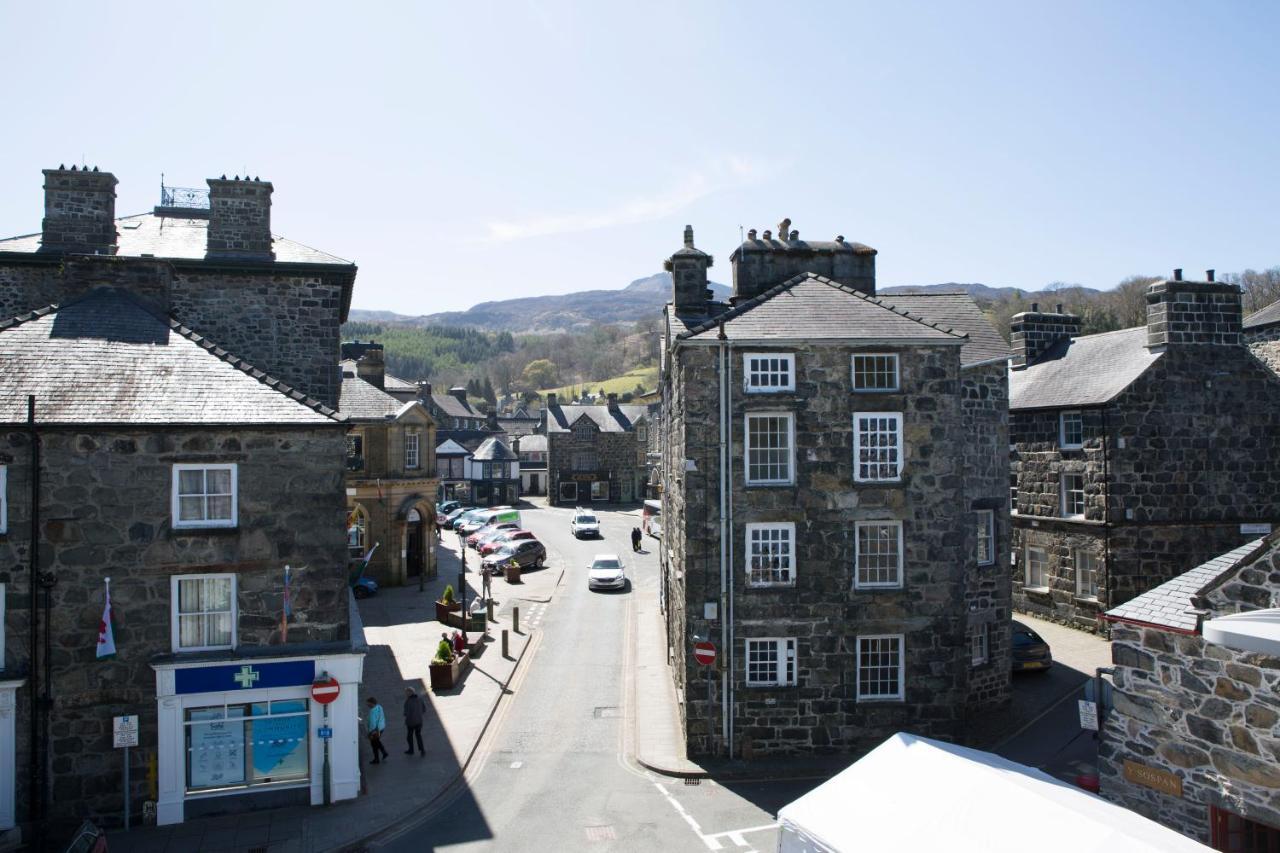 Royal Ship Hotel Dolgellau Exterior photo