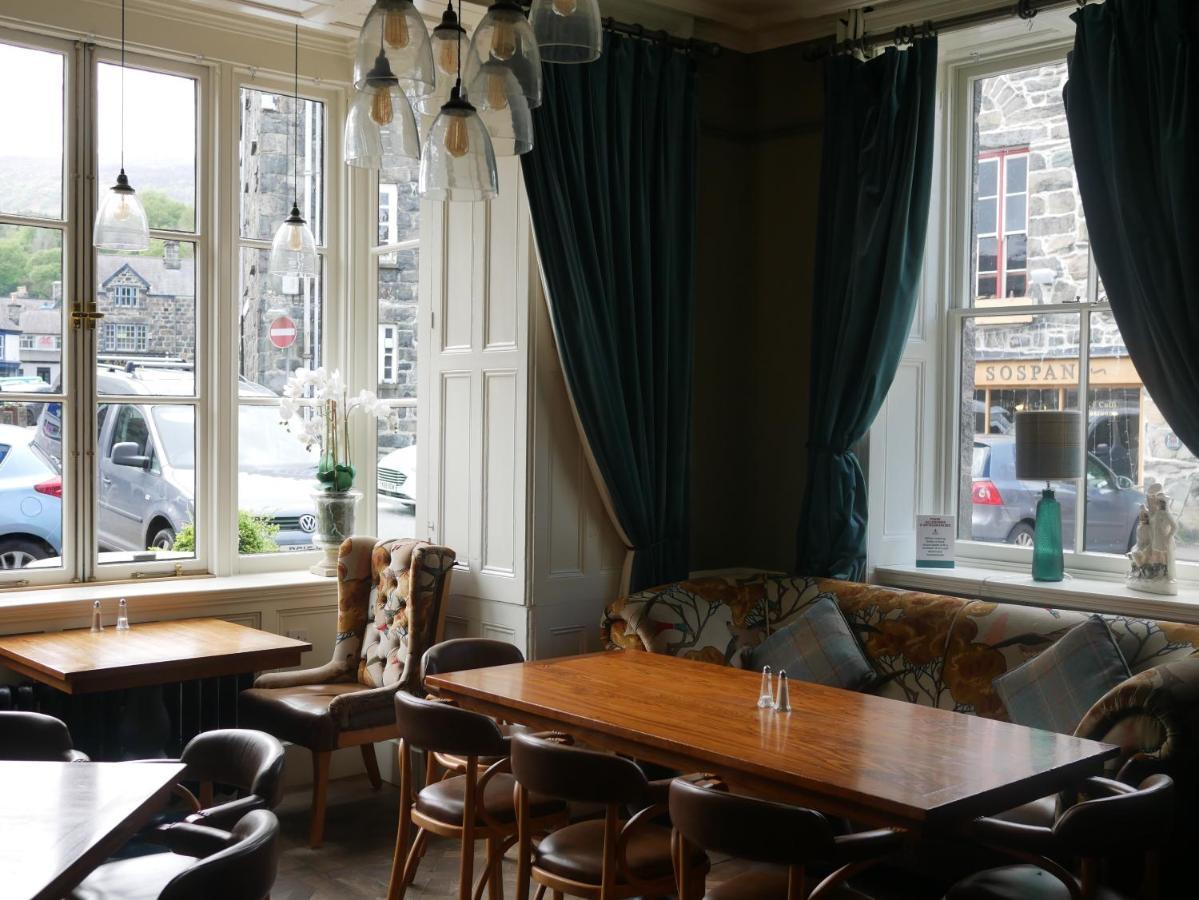 Royal Ship Hotel Dolgellau Exterior photo