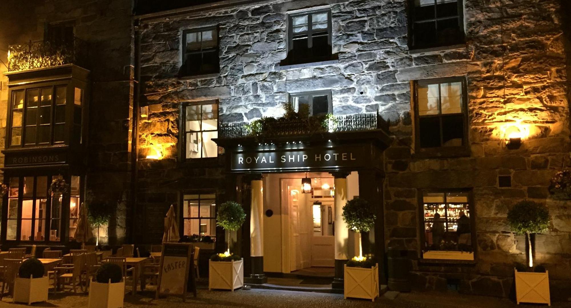Royal Ship Hotel Dolgellau Exterior photo